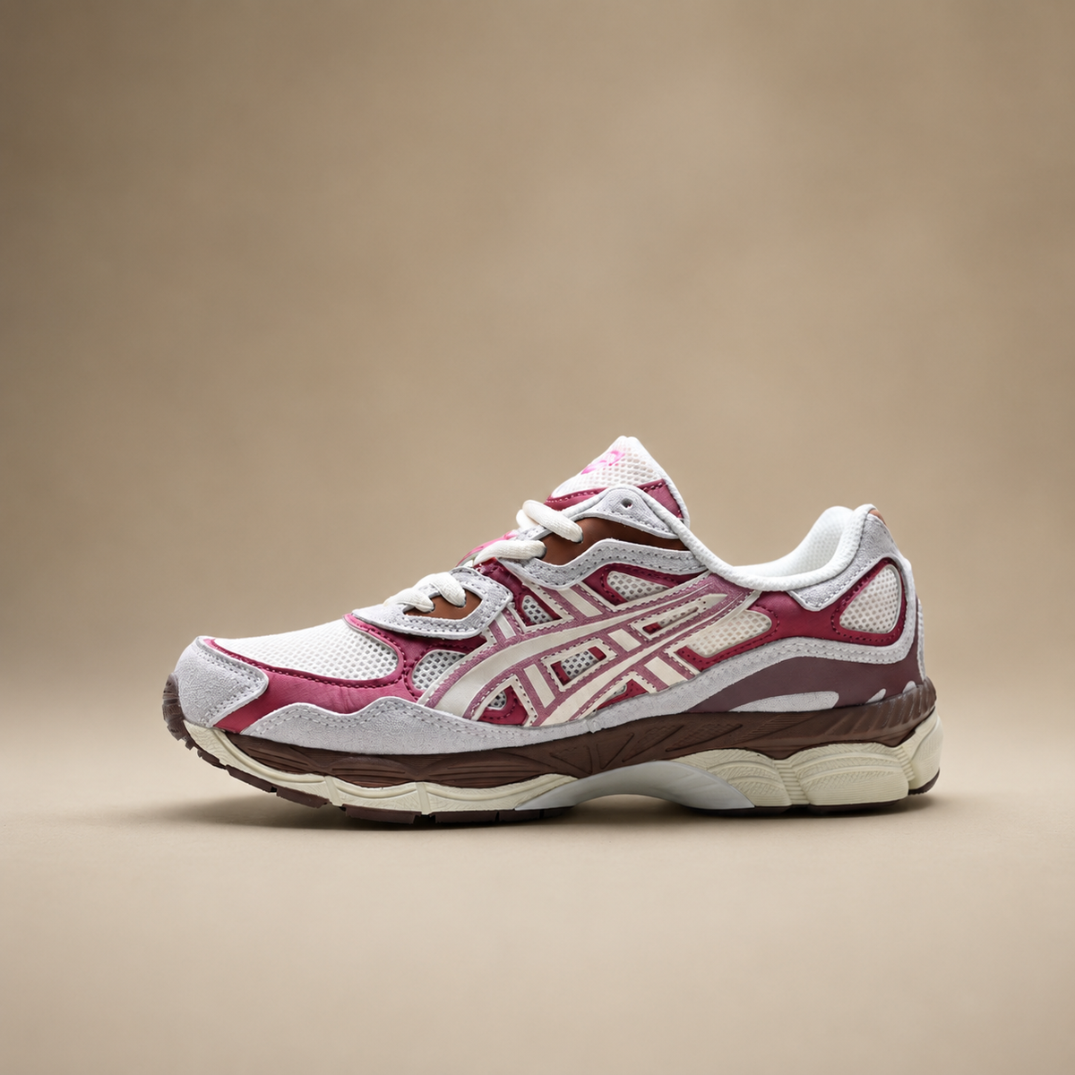 ASICS GEL-NYC Women’s Trainers – Cushioned Retro Lifestyle Sneakers